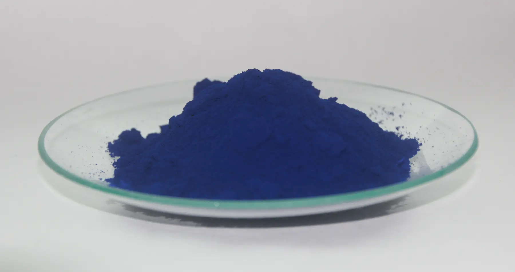 Prussian blue pigment powder